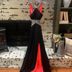 Betsy Adam’s size 6 dress.